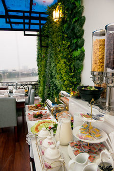 Splendid & 3* Hà Nội